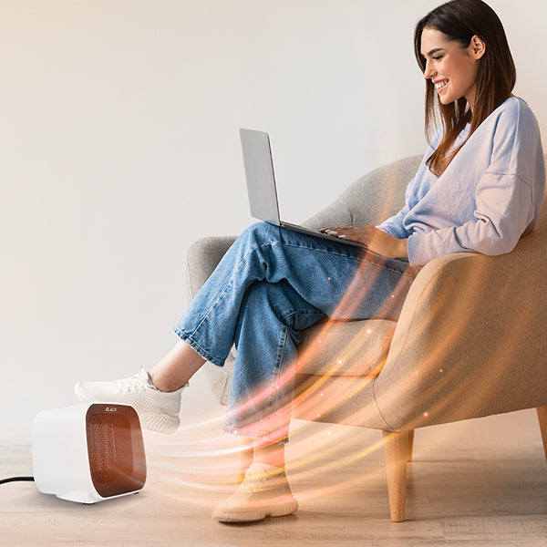 Blaux Heater — Instant Personal Heat. No Waiting.